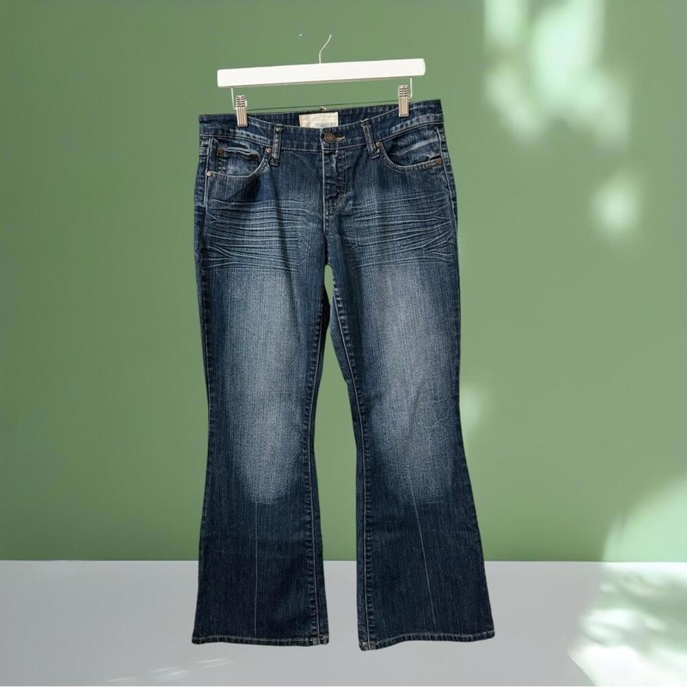 974 Maurices Molli flare jeans Size 7/8P 33x30